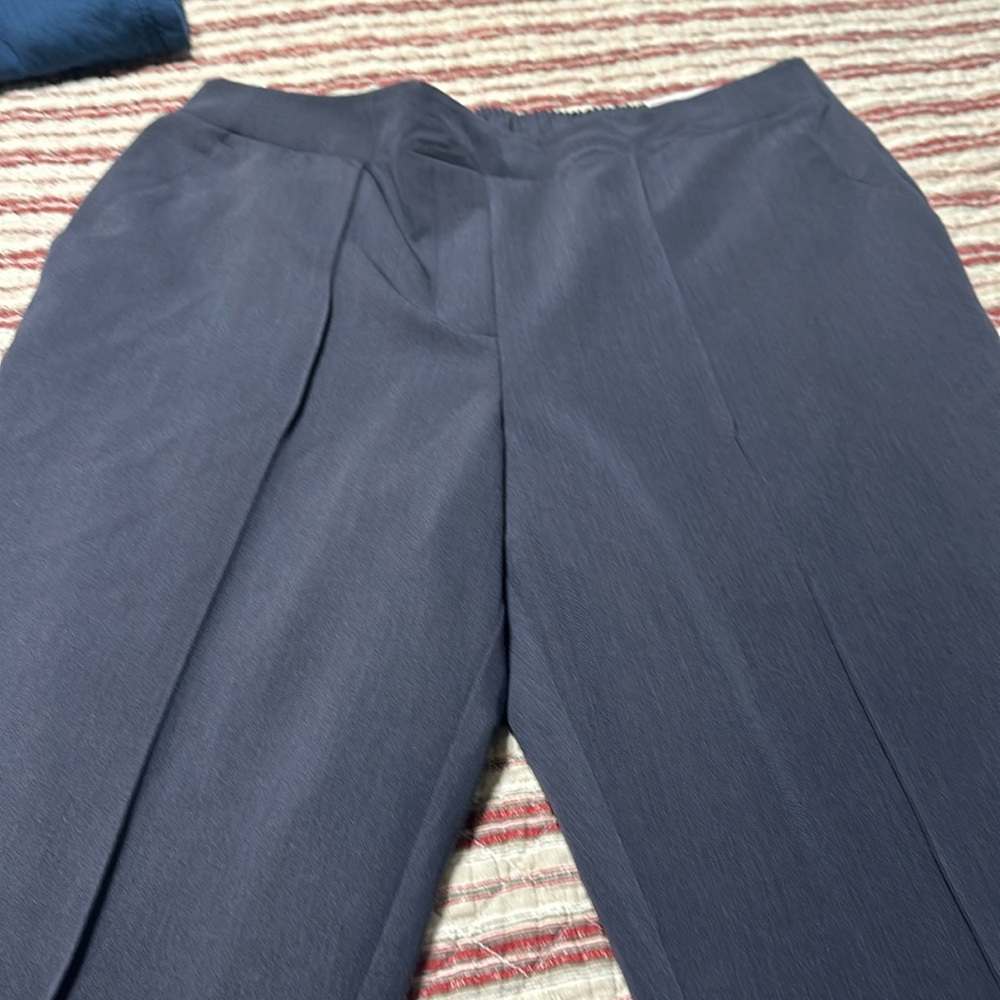 Dress Capris
